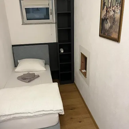 Danner Worker Apartment Schoerfling